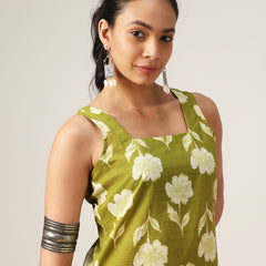 Cotton Hip Length Printed Sleeveless Square Neck Straight Top