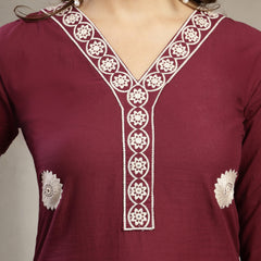 Cotton Calf Length Solid 3/4 Sleeve V-Neck Straight Kurta Suit Set