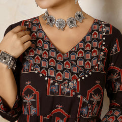 Women Printed Flared Kurta Set