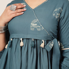 Rayon Hip Length Printed 3/4 Sleeve V-Neck Flared Top