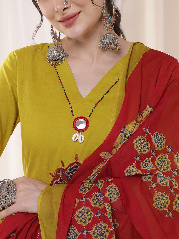 Rayon Calf Length Solid 3/4 Sleeves V-Neck Flared Kurta Suit Set