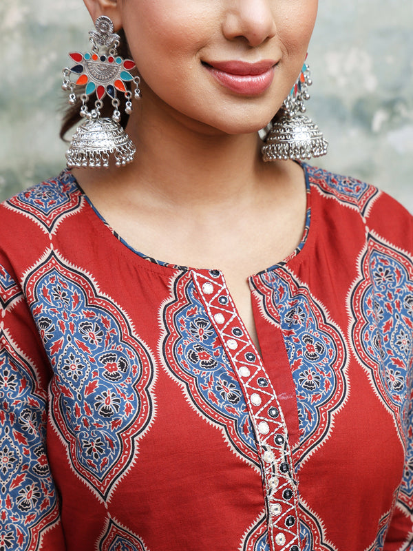 Maroon Cotton Calf Length Printed Straight Round Neck Kurta