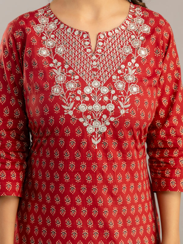 Maroon Cotton Calf Length Printed Straight Round Neck Kurta