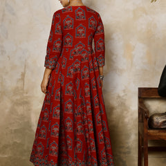 Women Printed Flared Kurta Set