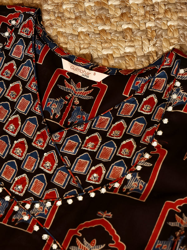 Women Printed Flared Kurta Set