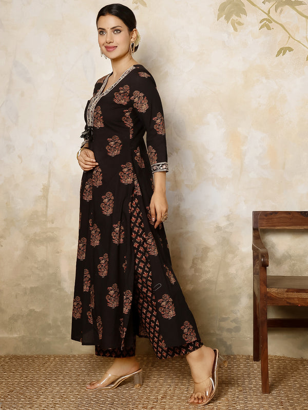 Black Cotton Calf Length Printed V-Neck Flared Kurta Suit Set