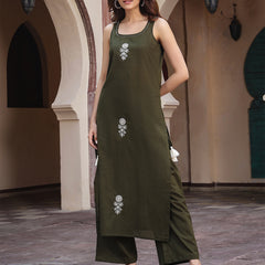 Gulmohar Jaipur Rayon Calf Length Solid Sleeveless Round Neck Straight Kurta Suit Set