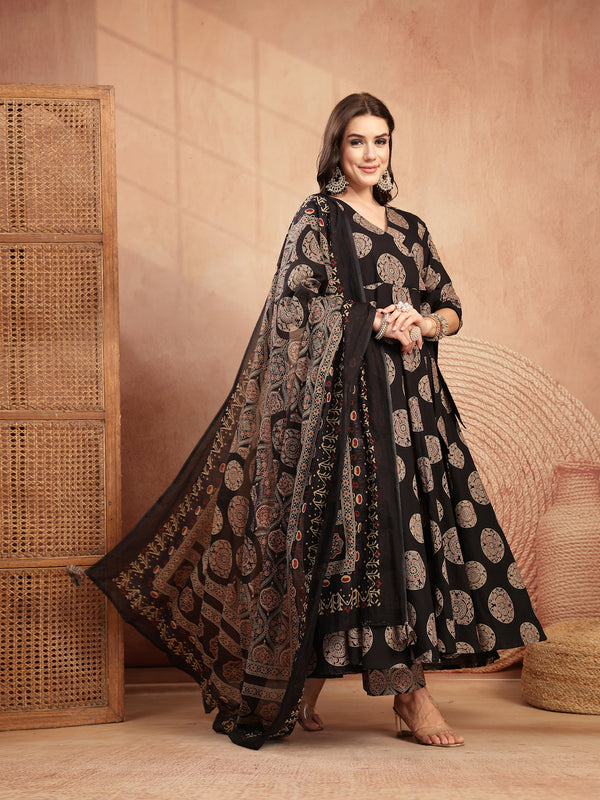 Gulmohar Jaipur Cotton Calf Length Printed 3/4 Sleeve V-Neck Anarkali Kurta Suit Set