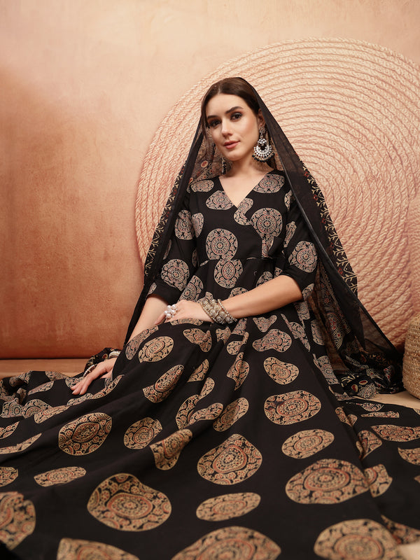 Gulmohar Jaipur Cotton Calf Length Printed 3/4 Sleeve V-Neck Anarkali Kurta Suit Set