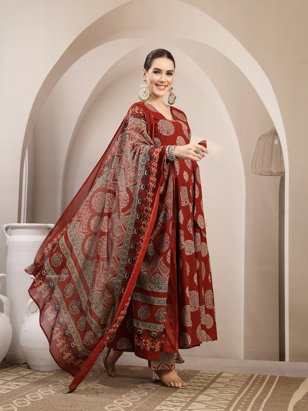 Gulmohar Jaipur Cotton Calf Length Printed 3/4 Sleeve V-Neck Anarkali Kurta Suit Set