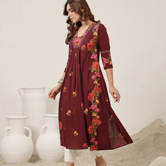 Rayon Calf Length Printed 3/4 Sleeve V-Neck Flared Kurta