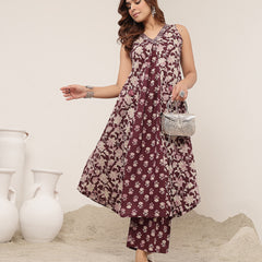 Rayon Calf Length Printed Sleeveless V-Neck Flared Kurta