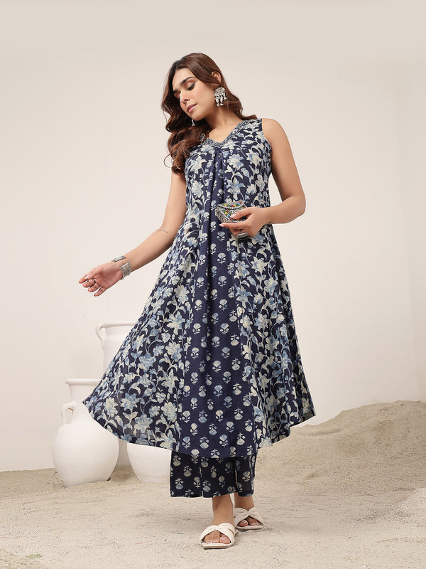 Rayon Calf Length Printed Sleeveless V-Neck Flared Kurta