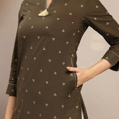 Gulmohar Jaipur Cotton Hip Length Printed 3/4 Sleeve Round Neck Straight Top