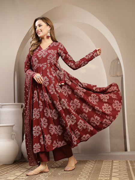Gulmohar Jaipur Cotton Calf Length Printed 3/4 Sleeve V-Neck Flared Kurta Suit Set