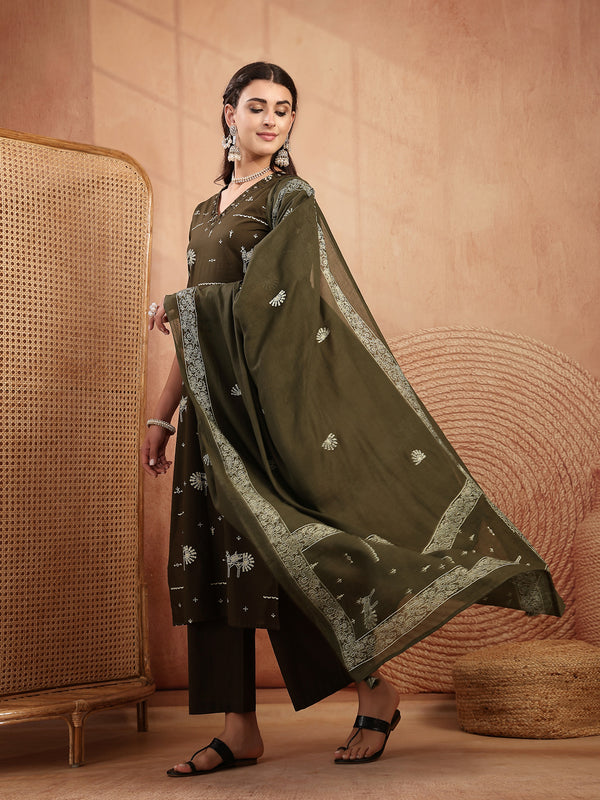 Gulmohar Jaipur Rayon Calf Length Printed 3/4 Sleeves V-Neck Straight Kurta Suit Set
