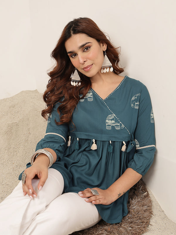 Rayon Hip Length Printed 3/4 Sleeve V-Neck Flared Top