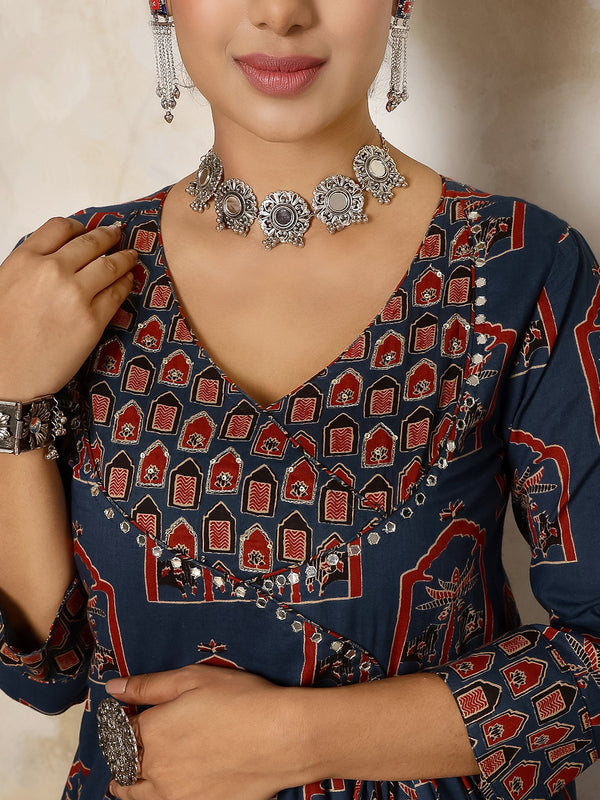 Women Printed Flared Kurta Set