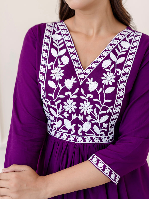 Purple Rayon Hip Length Solid V-Neck Solid Embroidered Semi-Flared Top