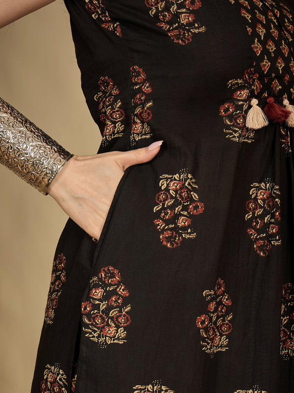 Gulmohar Jaipur Cotton Calf Length Printed Sleeveless Collard Straight Kurta Suit Set