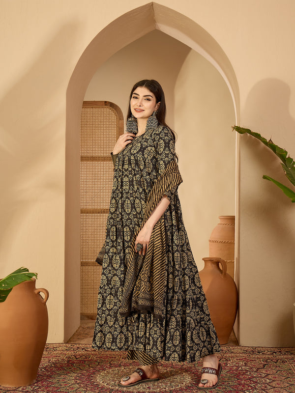 Gulmohar Jaipur Cotton Calf Length Printed 3/4 Sleeve Key Hole Neck Anarkali Kurta Suit Set