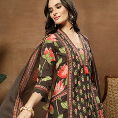 Cotton Calf Length Printed 3/4 Sleeves V-Neck Flared Kurta Suit Set