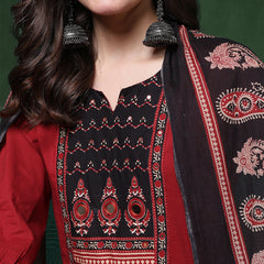 Maroon Rayon Calf Length Solid 3/4 Sleeves Round Neck Straight Kurta Suit Set