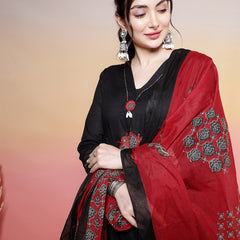 Rayon Calf Length Solid 3/4 Sleeves V-Neck Flared Kurta Suit Set