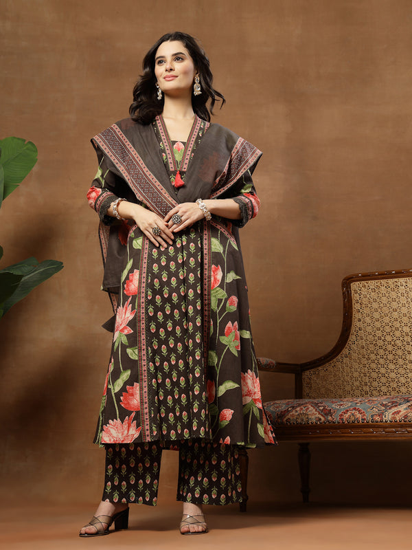Cotton Calf Length Printed 3/4 Sleeves V-Neck Flared Kurta Suit Set