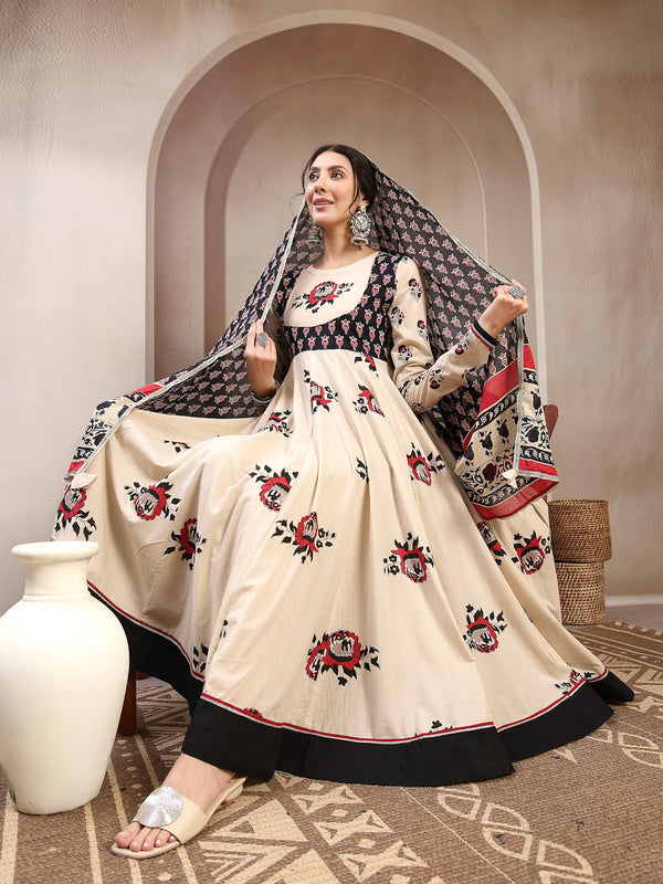 Cotton Calf Length Printed Full Sleeve Round Neck Flared Kurta