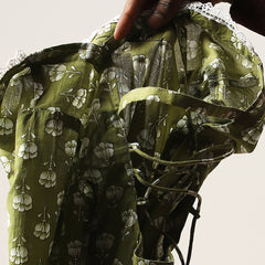 Cotton Hip Length Printed Full Sleeve Sweet Heart Neck Straight Top