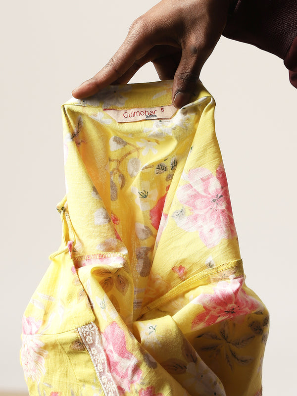 Cotton Hip Length Printed 3/4 Sleeve V-Neck Straight Top